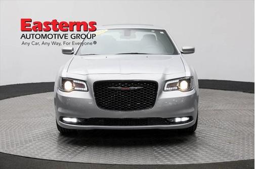 2022 Chrysler 300 S
