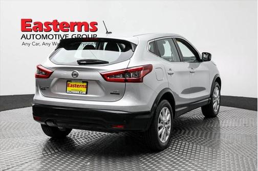 2022 Nissan Rogue Sport S