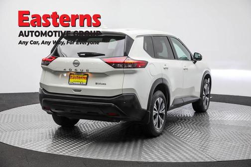 2022 Nissan Rogue SV