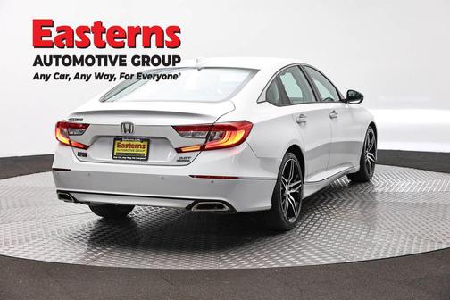 Platinum White Pearl 2021 Honda Accord Touring 2.0T
