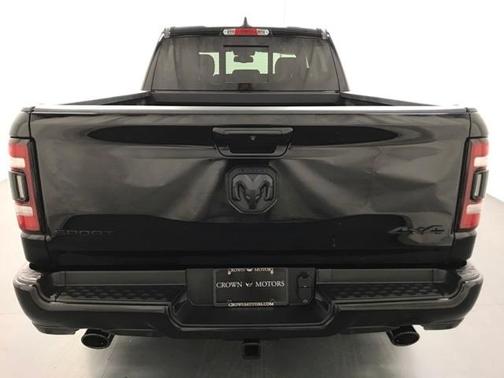 Photo 3 of 32 of 2020 RAM 1500 Rebel