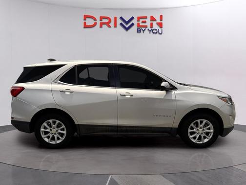 Silver Ice Metallic 2020 Chevrolet Equinox 1LT