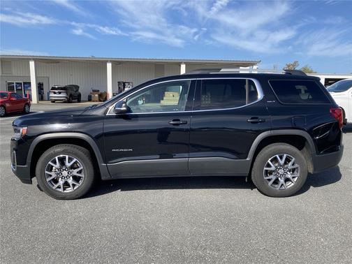 2023 GMC Acadia AWD SLT