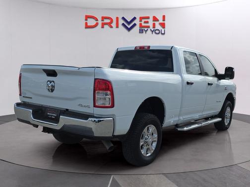 2023 RAM 2500 Big Horn Crew Cab 4x4 6'4' Box