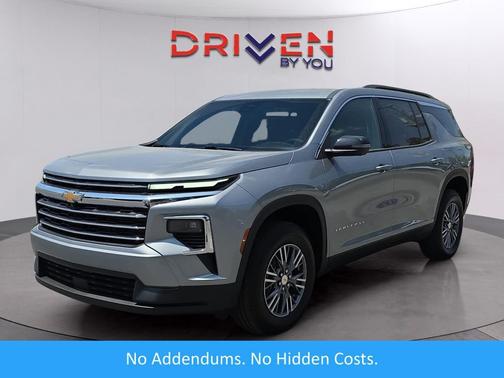Sterling Gray Metallic 2026 Chevrolet Traverse LT