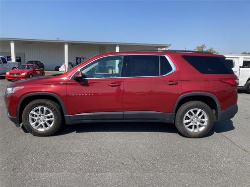2020 Chevrolet Traverse LT Cloth