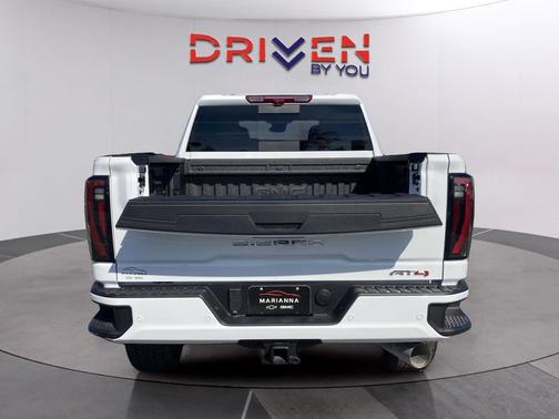 2026 GMC Sierra 2500 AT4