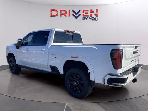 2026 GMC Sierra 2500 AT4