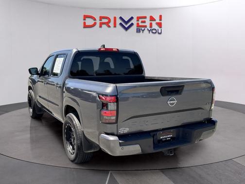 Gun Metallic 2022 Nissan Frontier SV