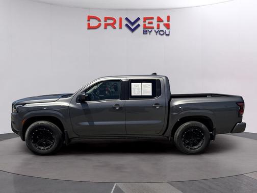 Gun Metallic 2022 Nissan Frontier SV