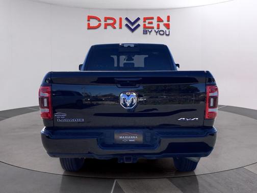 2024 RAM 2500 Laramie Crew Cab 4x4 6'4' Box