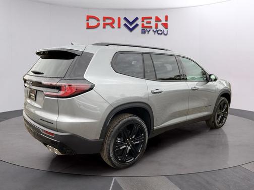 2026 GMC Acadia Elevation FWD