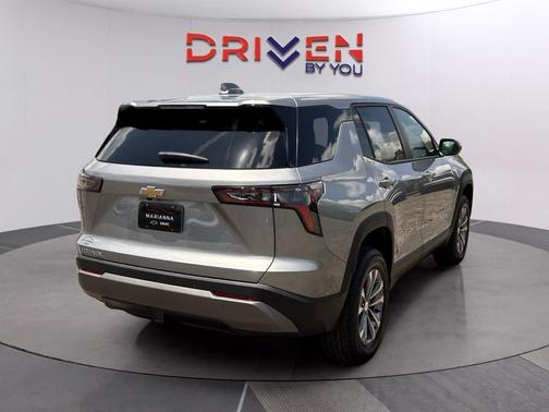 Sterling Gray Metallic 2026 Chevrolet Equinox 1LT