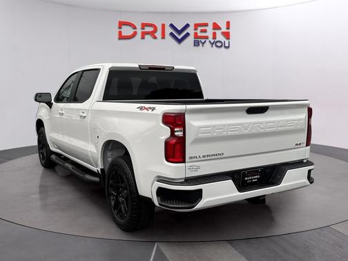 Summit White 2026 Chevrolet Silverado 1500 RST