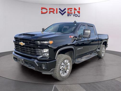 2024 Chevrolet Silverado 2500 Custom