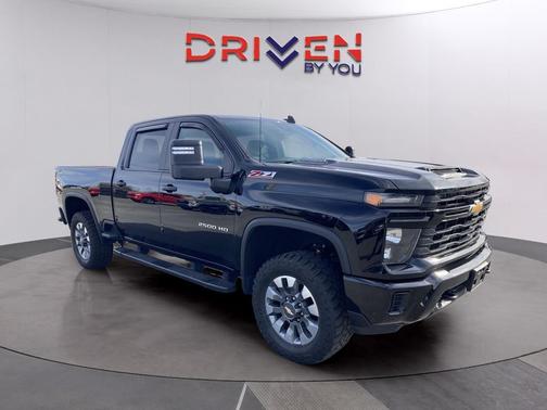 2024 Chevrolet Silverado 2500 Custom