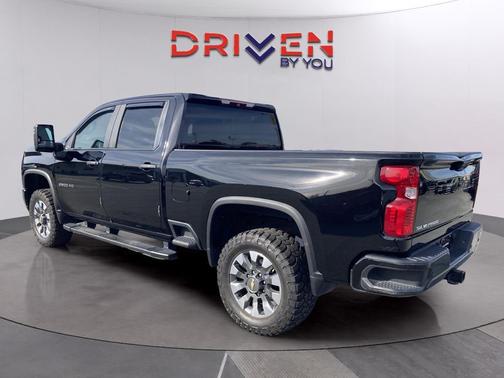 2024 Chevrolet Silverado 2500 Custom