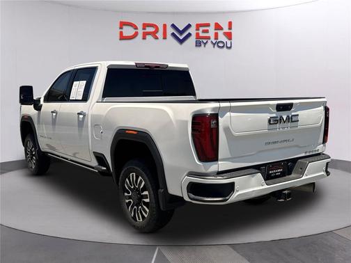 White Frost Tricoat 2024 GMC Sierra 2500 Denali Ultimate