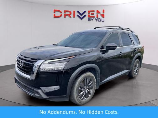 2022 Nissan Pathfinder SV 4WD