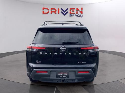 2022 Nissan Pathfinder SV 4WD