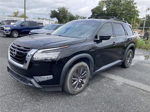 2022 Nissan Pathfinder SV 4WD