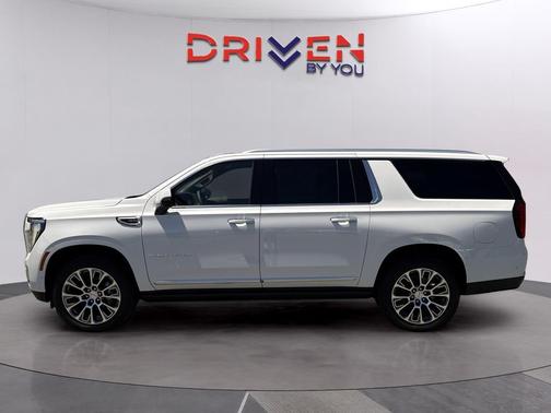 Glacier White Tricoat 2026 GMC Yukon XL Denali