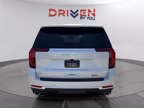 Glacier White Tricoat 2026 GMC Yukon XL Denali