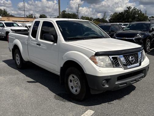 Glacier White 2019 Nissan Frontier S
