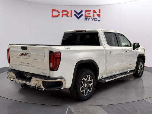 Summit White 2026 GMC Sierra 1500 SLT