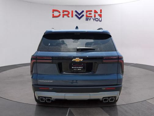 Lakeshore Blue Metallic 2026 Chevrolet Traverse LT