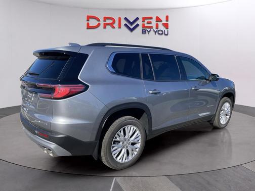 2026 GMC Acadia Elevation FWD