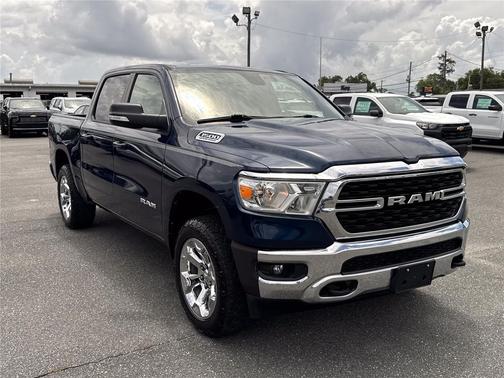 Patriot Blue Pearlcoat 2022 RAM 1500 Big Horn/Lone Star