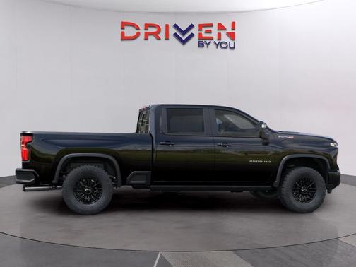 2026 Chevrolet Silverado 2500 Crew Cab, Standard Bed, XR2, 4WD