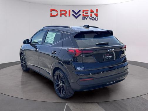 Mosaic Black Metallic 2027 Chevrolet Bolt RS FWD