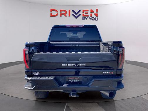 2024 GMC Sierra 2500 AT4