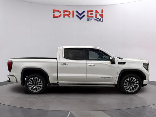 White Frost Tricoat 2024 GMC Sierra 1500 Denali Ultimate