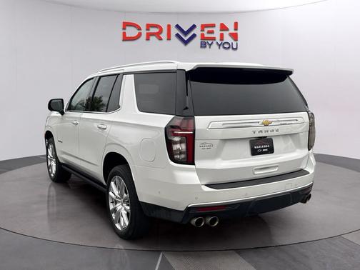 Iridescent Pearl Tricoat 2024 Chevrolet Tahoe 4WD High Country