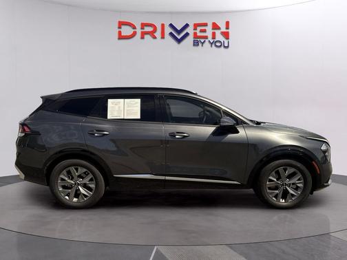 2023 Kia Sportage SX