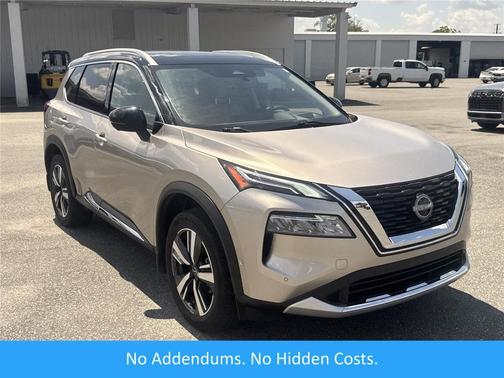 Champagne Silver Metallic/Super Black 2023 Nissan Rogue Platinum
