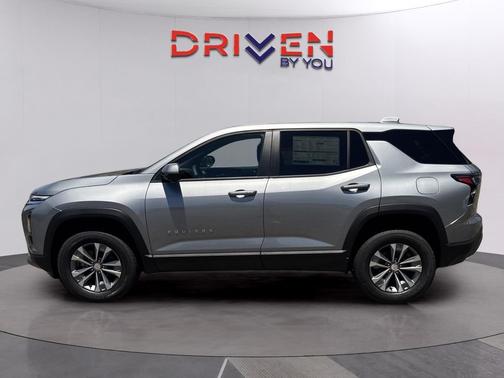 Sterling Gray Metallic 2026 Chevrolet Equinox 1LT