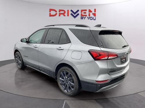 2024 Chevrolet Equinox FWD RS