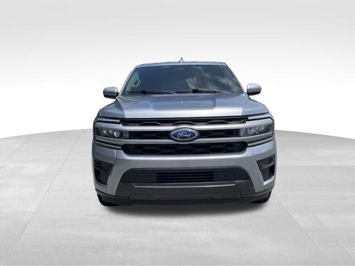 2022 Ford Expedition Max XLT