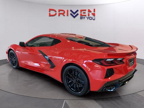 2026 Chevrolet Corvette Stingray w/1LT