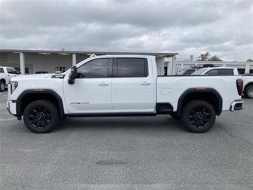 2025 GMC Sierra 2500 AT4