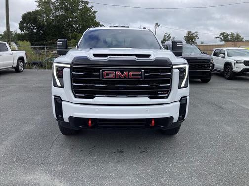 2025 GMC Sierra 2500 AT4