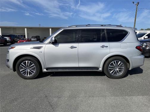 2022 Nissan Armada SL 2WD