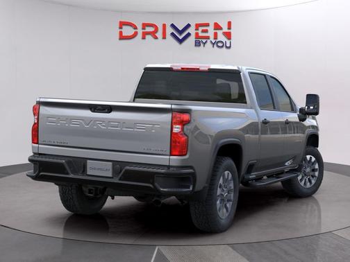 2026 Chevrolet Silverado 2500 Custom