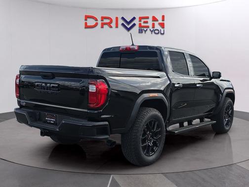 2024 GMC Canyon Denali