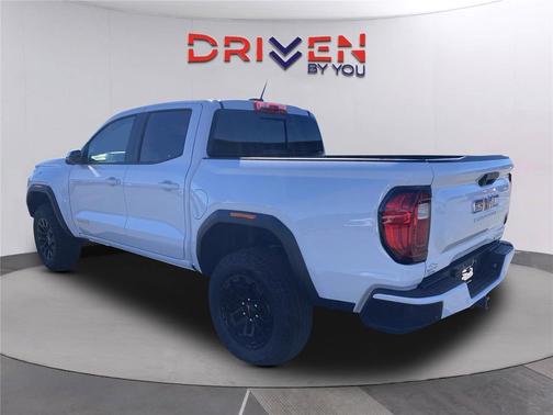 Summit White 2026 GMC Canyon Elevation