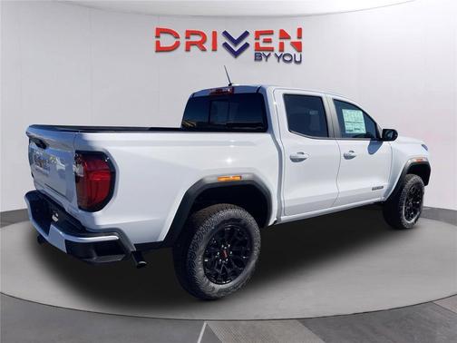 Summit White 2026 GMC Canyon Elevation